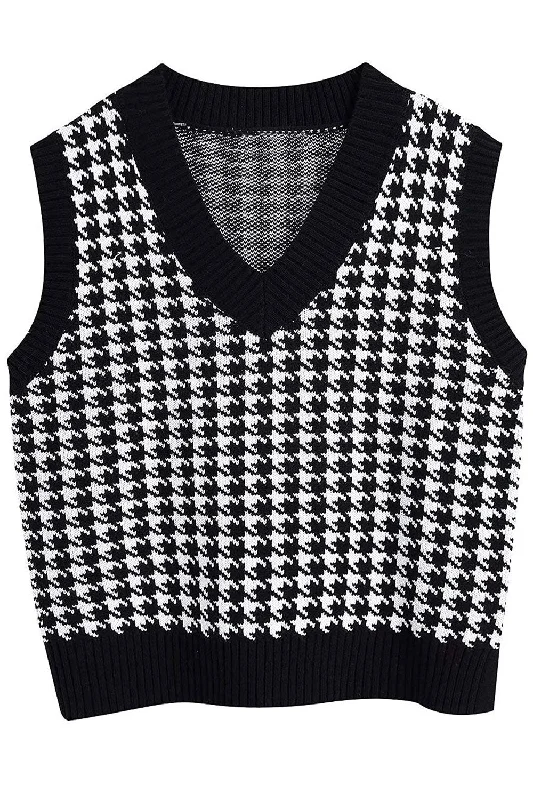 Women Knitted Fabulous Lattice Pattern V-Neck Summer Sleeveless Relax & Comfortable Pullover Sweater - WST88540