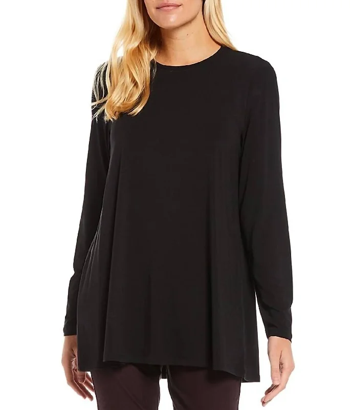 Round Neck Tunic Top In Black